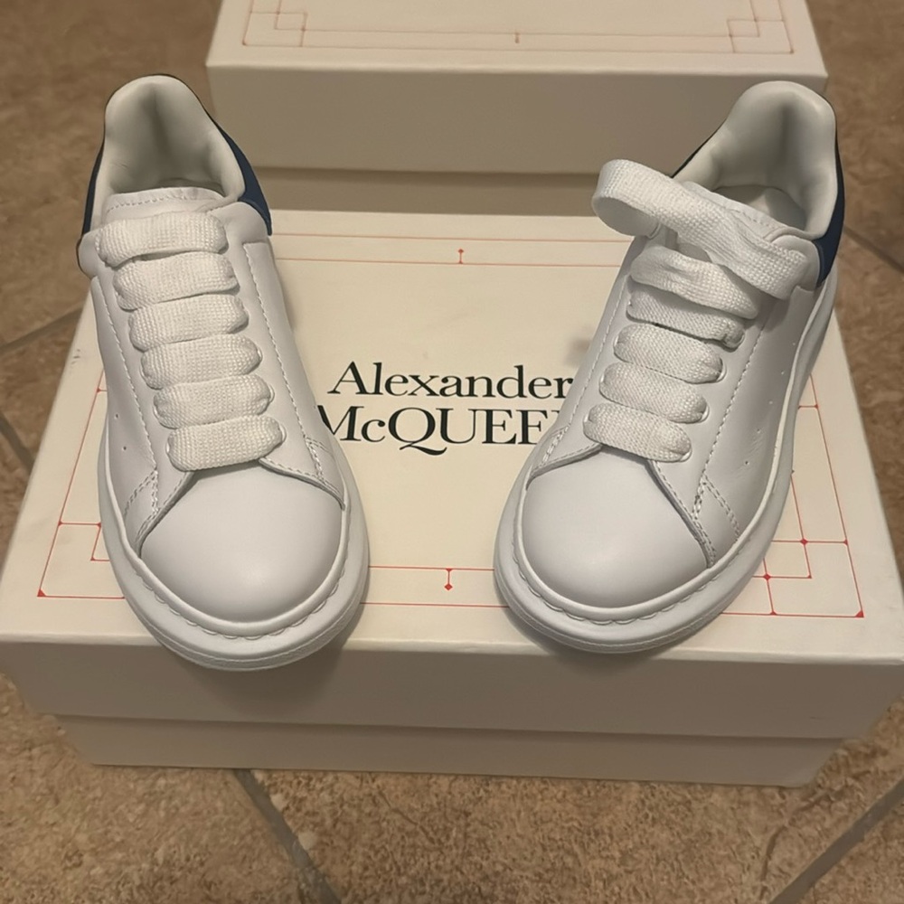 KIDS AUTHENTIC ALEXANDER MCQUEENS